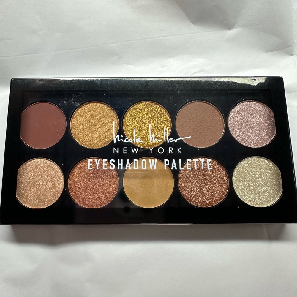 Nicole Miller Gold and Brown Eyeshadow Palette